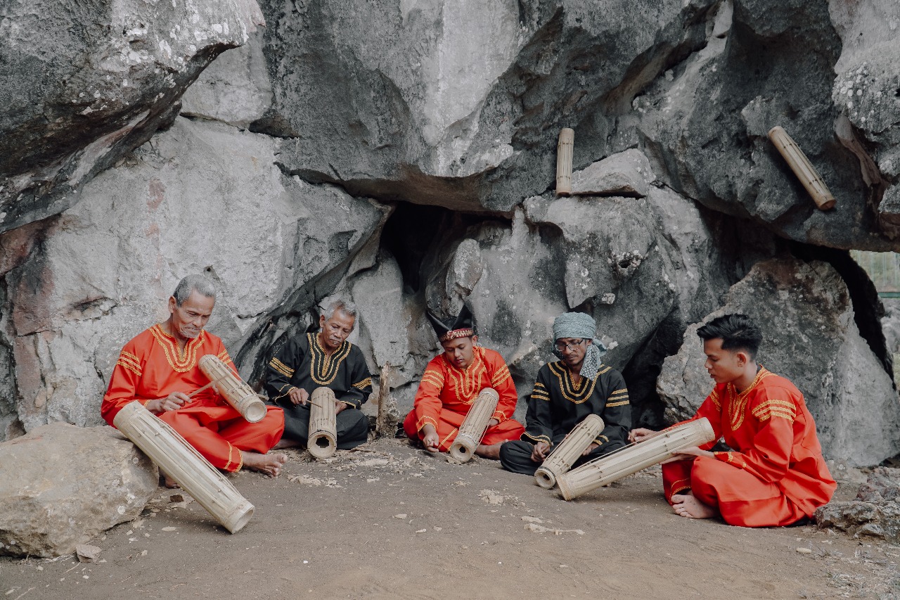 Budaya dan Tradisi Desa